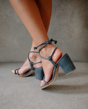 Alohas Grace Gamuza Sandals Grises | XNIAP3210