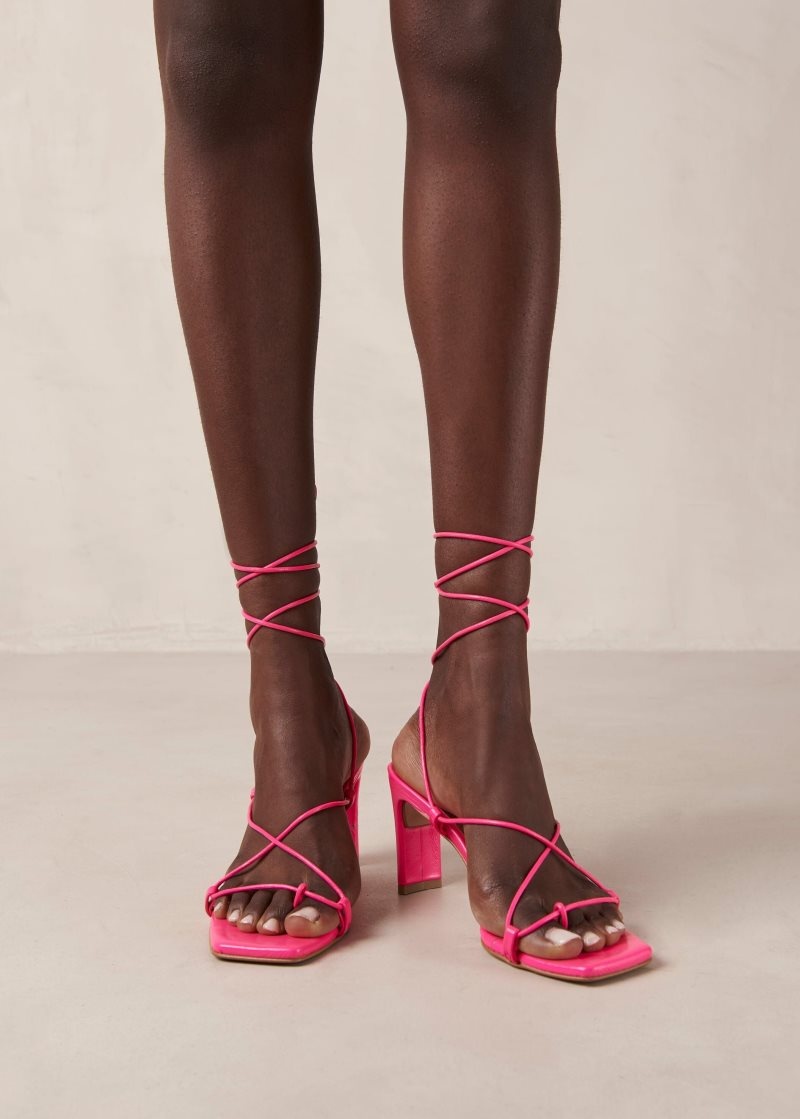 Alohas Bellini Magenta Cuero Sandals Neon Magenta | IFBOT1438