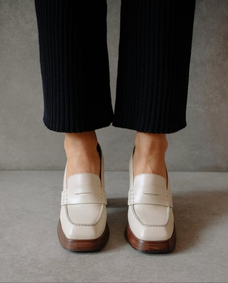 Alohas Busy Cuero Loafers Blancos | SWUQM2759