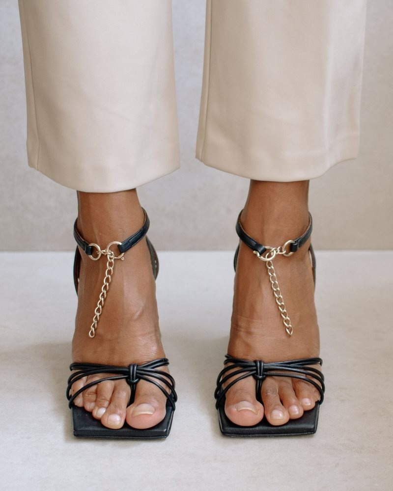 Alohas Cactus Cuero Sandals Negros | KGSXR4725