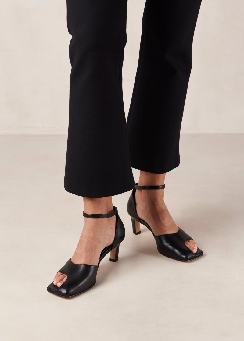 Alohas Cliff Cuero Pumps Negros | VEPDS9031