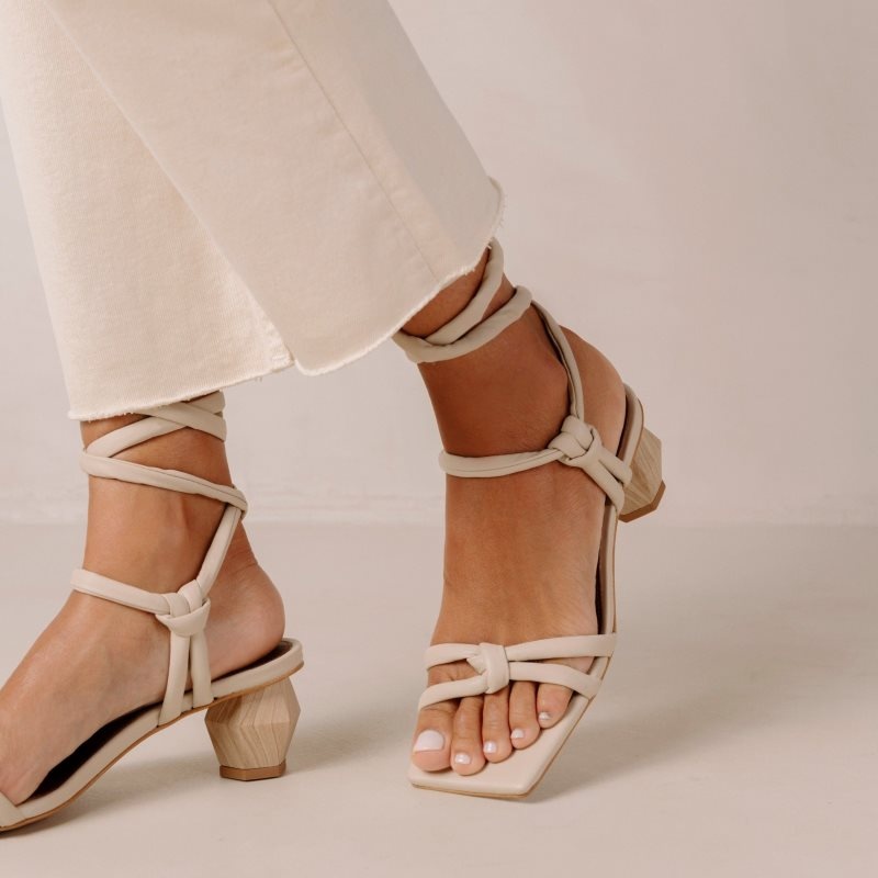 Alohas Creative Cuero Sandals Blancos | JTHKQ9412