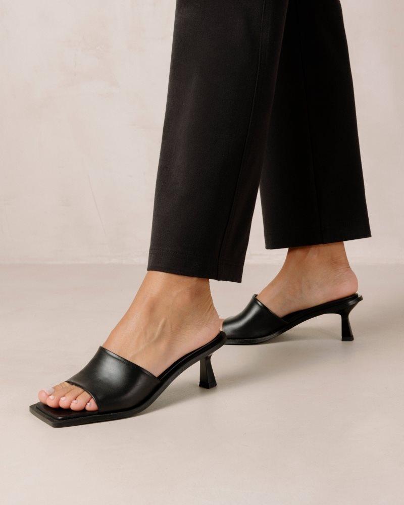 Alohas Daphne Cuero Sandals Negros | VNEGX2930