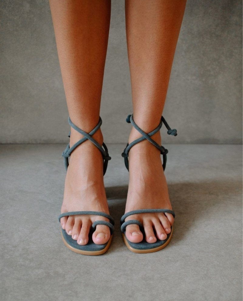 Alohas Grace Gamuza Sandals Grises | XNIAP3210