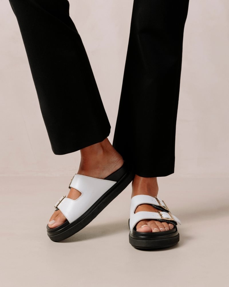 Alohas Hebilla Correa Cuero Sandals Blancos | YUPVZ5824