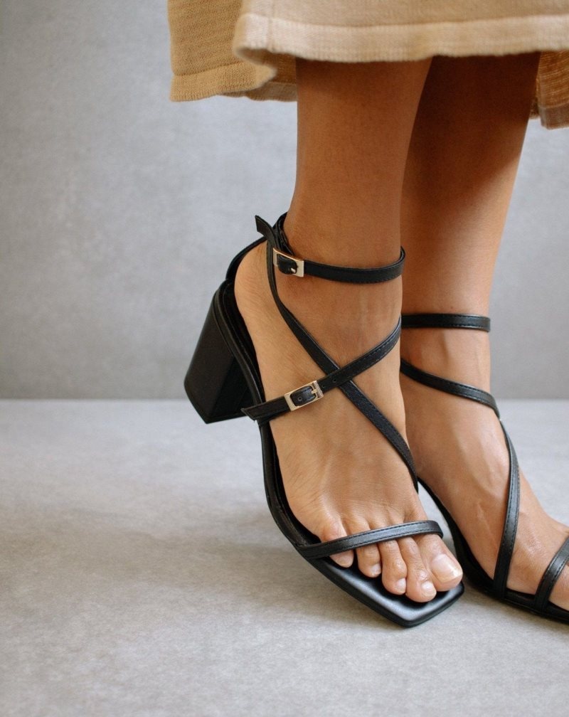 Alohas Manhattan Cuero Sandals Negros | QTUFJ7423