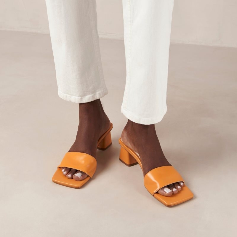 Alohas SquaVegan Cuero Sandals Naranjas | BYOJL3706