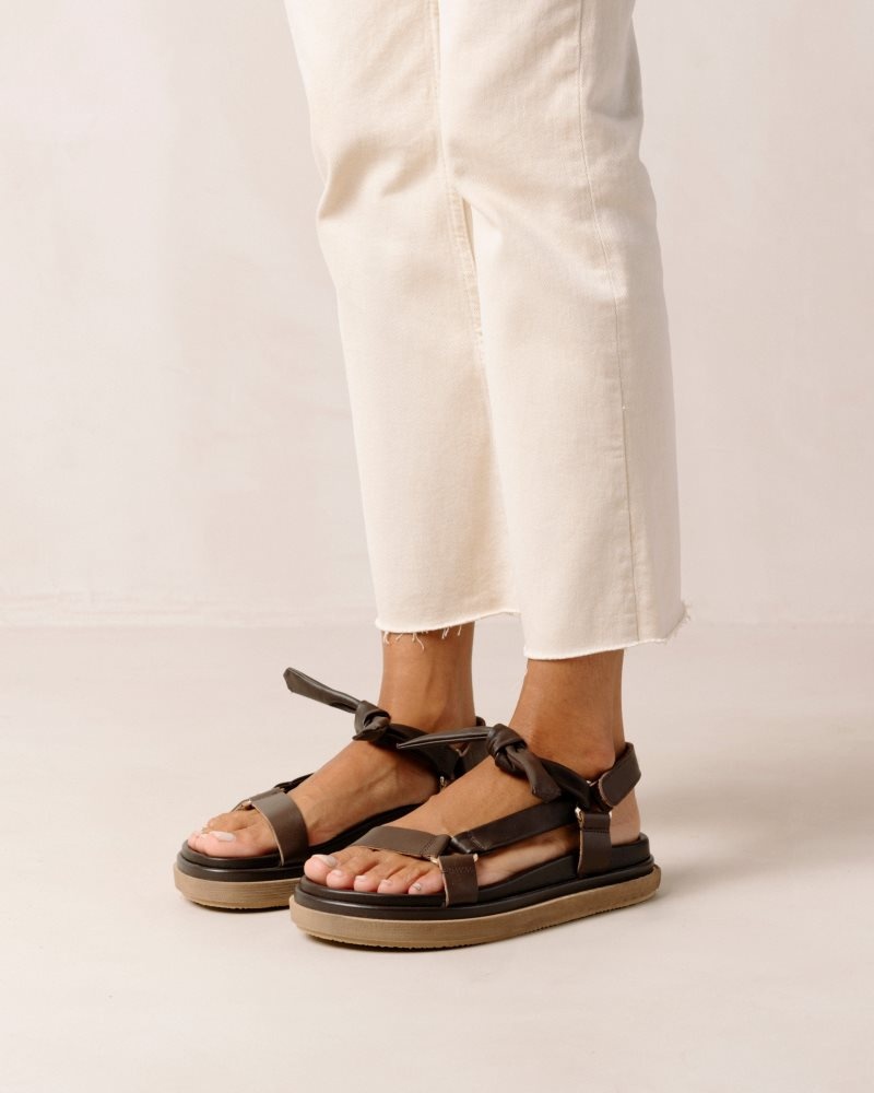 Alohas Tied Together Cuero Sandals Cafes Marrom | SYJNO8754