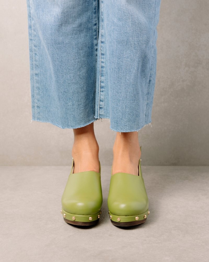 Alohas Vinyl Cuero Clogs Evergreen | MHZFC6789