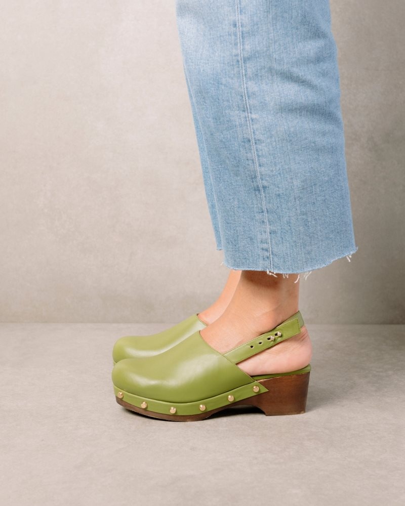 Alohas Vinyl Cuero Clogs Evergreen | MHZFC6789