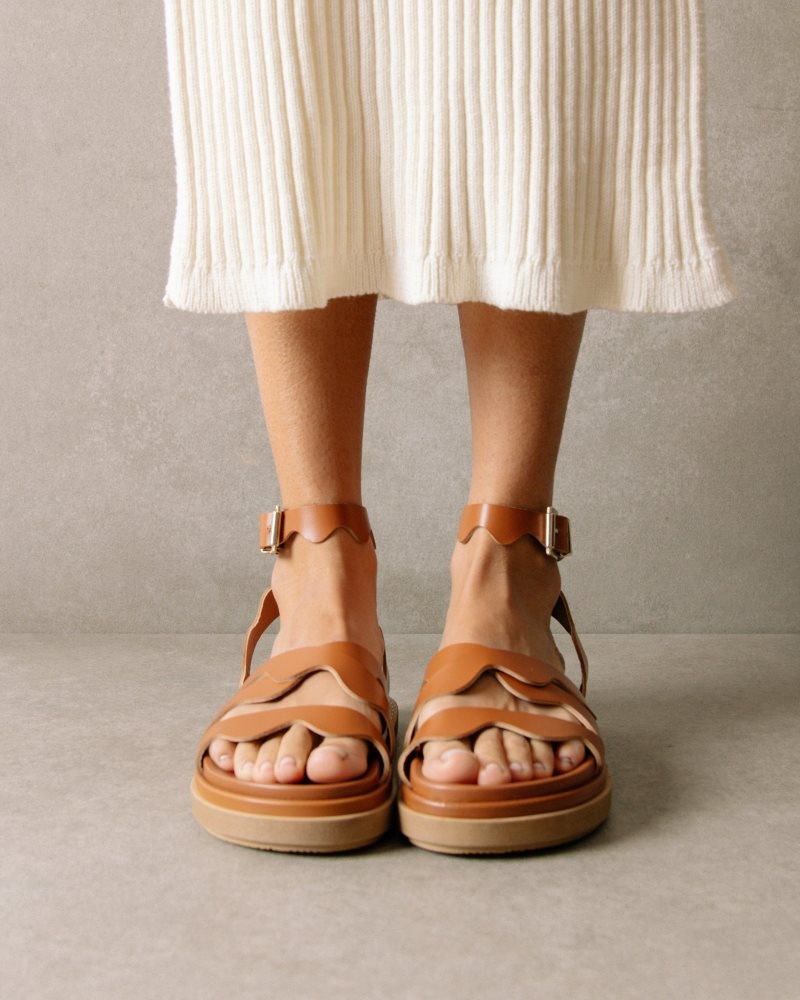 Alohas Wavy Cuero Sandals Marrom | UZYEG5740